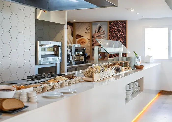 Thb Guya Playa Szálloda 4*